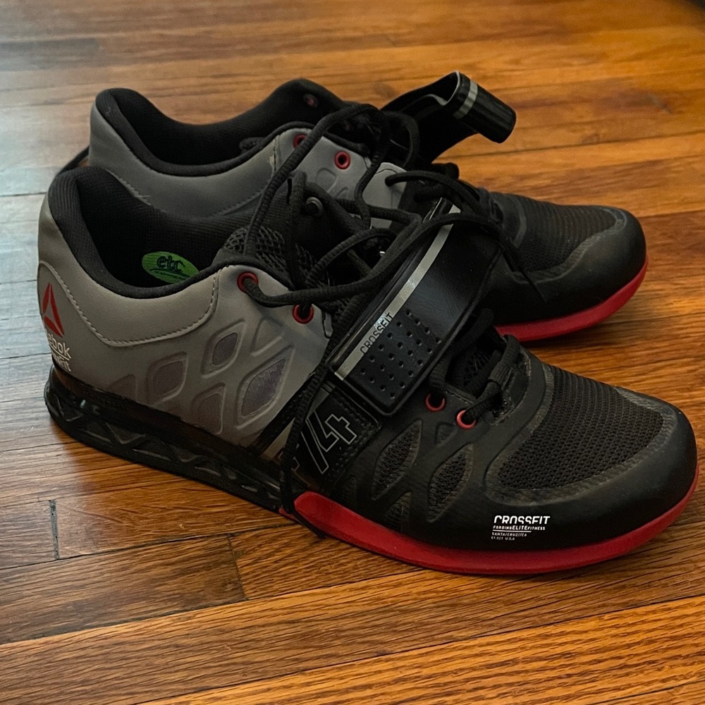 Reebok Men's Black and Gray Athletic Shoes
